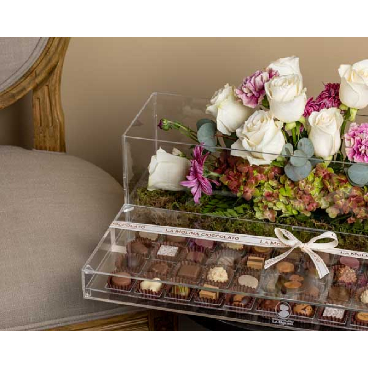 Chocolate Tray With Flower 2
