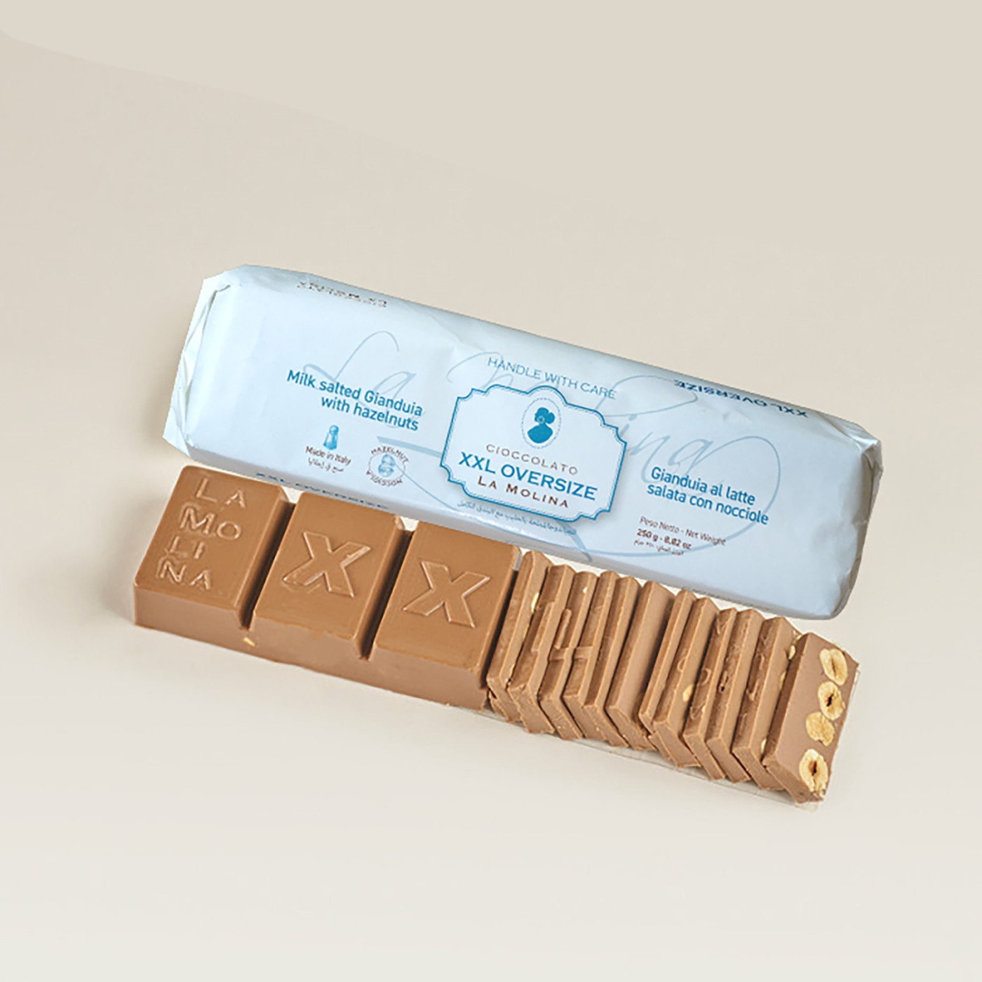 XXL salted hazelnuts